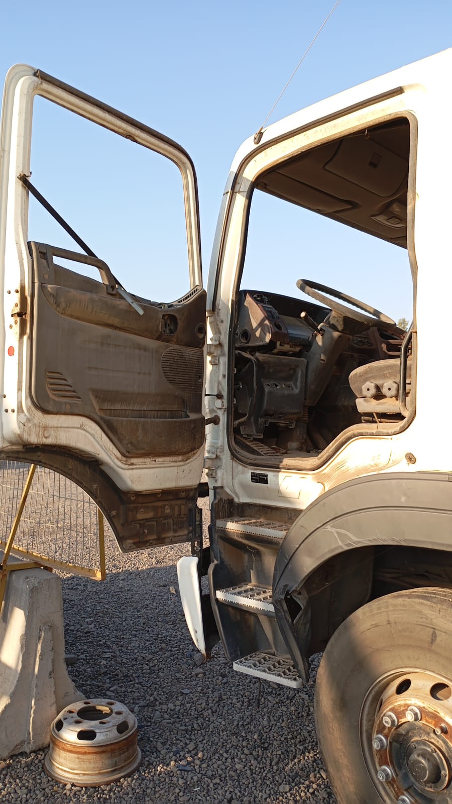 CARROCERíA PARA CAMIóN Hyundai HD 170 2011  USADA  EN DESARME